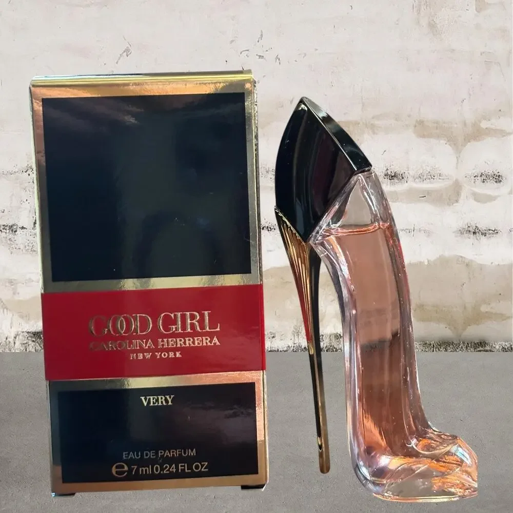 Carolina Herrera Very Good Girl Dabber with Rose & Vanilla NIB
